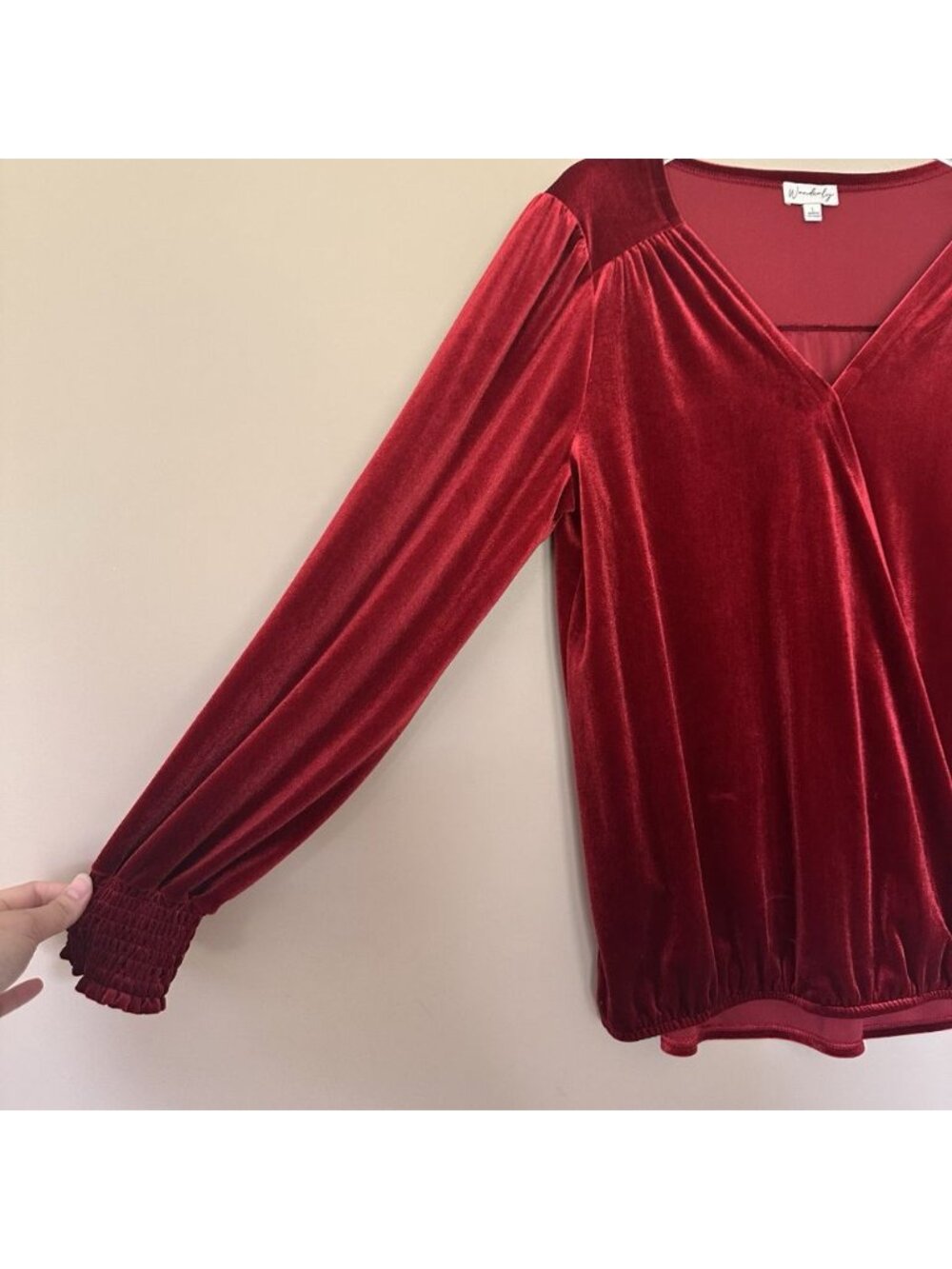 Wonderly L Red Velvet Long Sleeve Top Smocked Cuff Festive Feminine Fall Winter - Picture 5 of 8